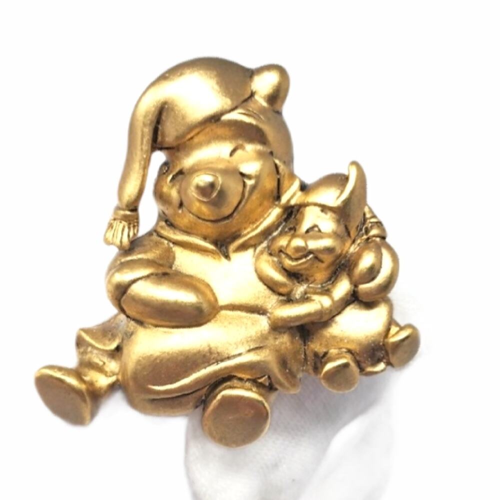 Disney Winnie the Pooh Sleeping Vintage Gold Brooch